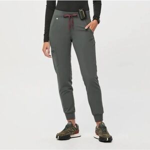 Figs Women’s Zamora XSmall Petite High Rise‎ Jogger Pants Bonsai Green PO# 2494